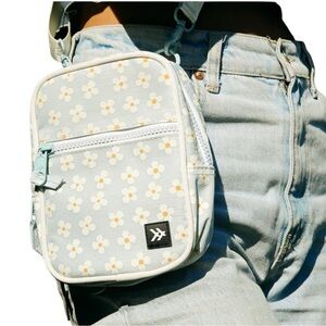 Thread Luna Floral Crossbody Bag